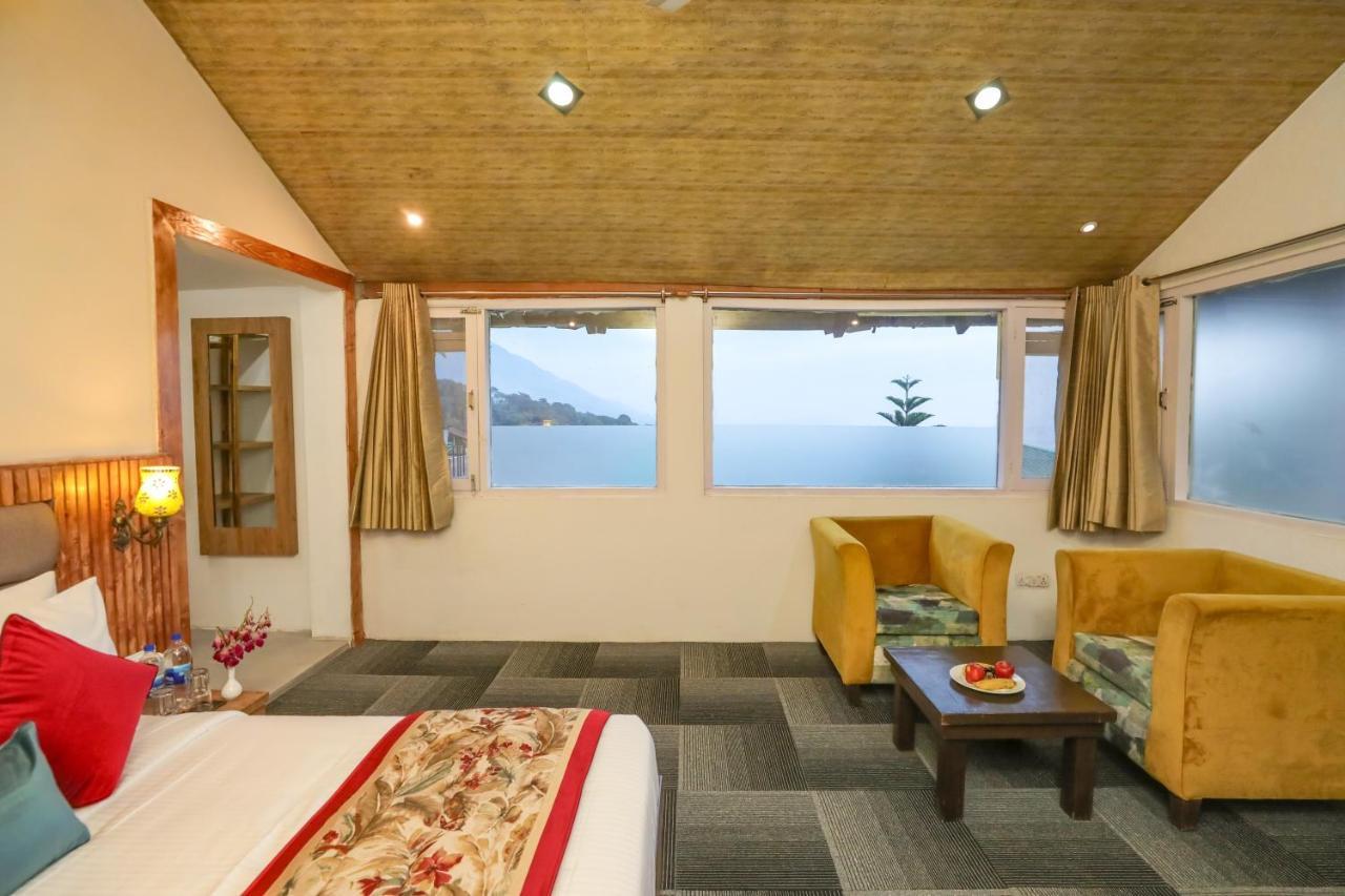 Regenta Resort Exotica Dharamshala On Hilltop Buitenkant foto