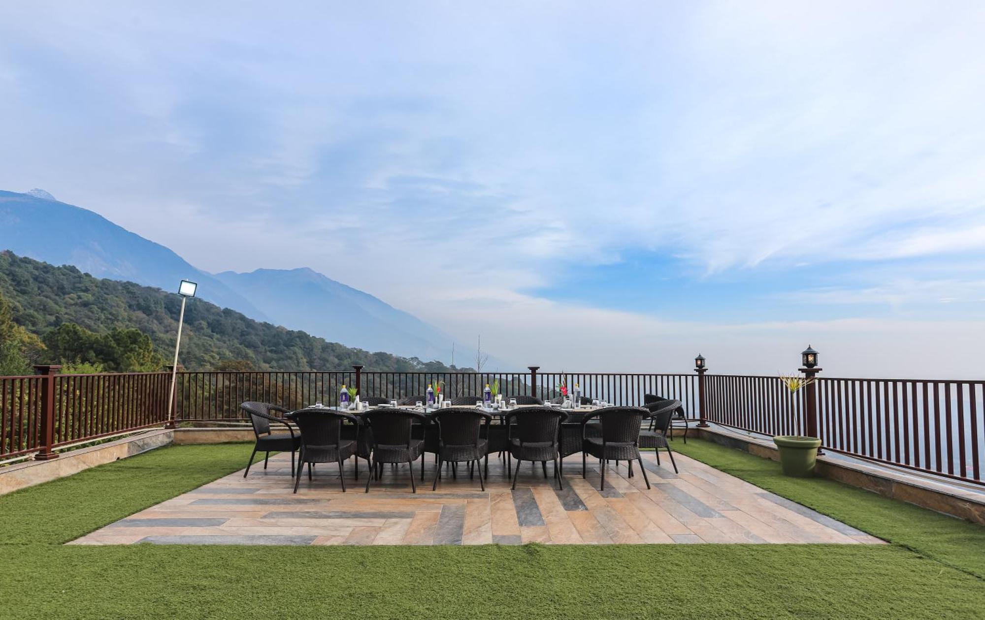 Regenta Resort Exotica Dharamshala On Hilltop Buitenkant foto